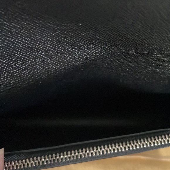 Louis Vuitton Graphite belt bag - Picture 6 of 16